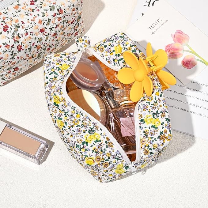 Soidram quilted makeup bag floral