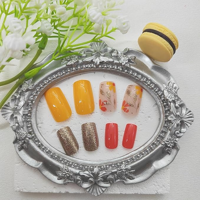 Square Press on Nails Medium False Nails with Glitter Leaves Flower Designs Yellow Fake Nails Glitter Nails Press ons Glossy Glue on Nails Fall Artificial Orange Stick on Nails for Women 24Pcs