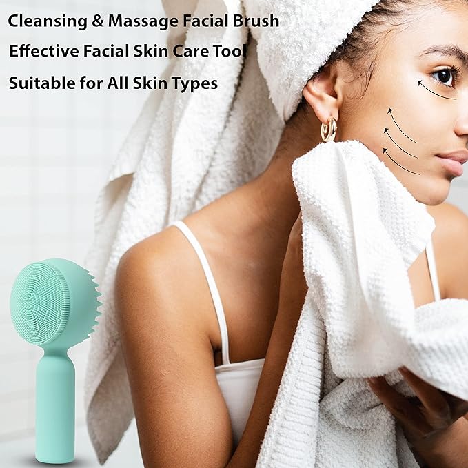 Silicone Facial Cleansing Brush 2 in 1 Silicone Facial Scrubber Manual Exfoliating Facial Brush Face Cleanser Face Exfoliator Ultrafine Bristles for Sensitive Skin Easy to Clean Lather Well (Green)