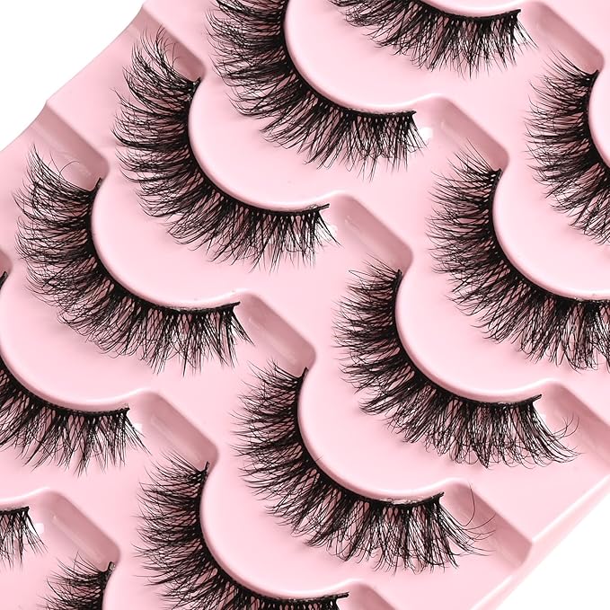 FARRED Natural Lashes Cat Eye False Eyelashes Wispy Fake Lash Strips 7 Pair Short Fluffy Strip Eyelash Wispies Mink Small Lashes Natural Look Full Pestañas Sets for MUA and Beginners Daily Makeup