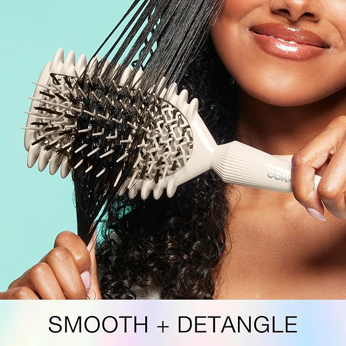 Conair Curl Define Pro Detangler Brush for Curly Hair, Dual-Vent Design with Continuous Grooves, Mixed Bristles for Frizz-Free Detangling, Smoothing, and Curl Definition