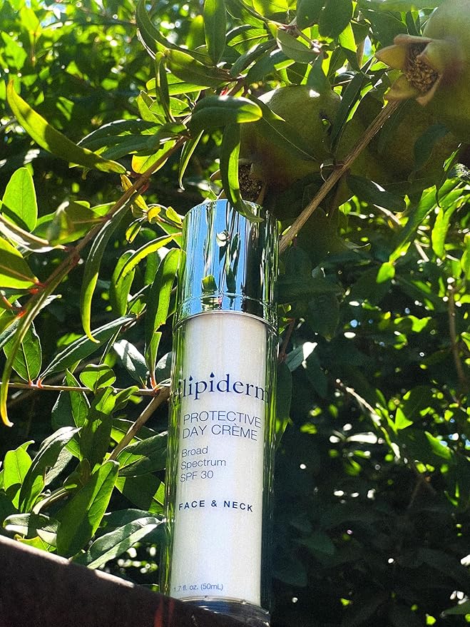 Trilipiderm Protective Day Crème, Broad Spectrum SPF 30 – Lightweight, Fast-Absorbing Moisturizing Sunscreen Protects while helps boost collagen and fight free radical damage