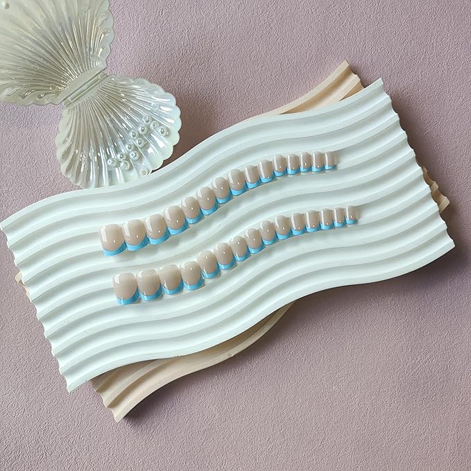 30Pcs Sky Blue French Tip Press on Nails Short Square Nails Press ons, Short Fake Nails Coffin Acrylic French Glue on Nail False Nail for Women Natural15 Sizes