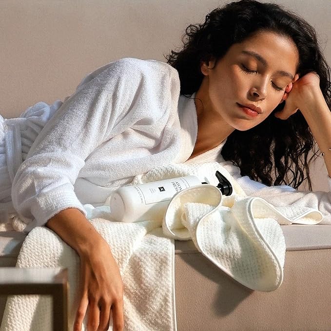 Atom Fresh Iris Cedar Marine Body Wash for Women, Sulfate Free Body Shower & Gentle Cleanser for Sensitive Skin - Moisturizing Bodywash with Refreshing Scent, Natural Shower Gel for Body Care